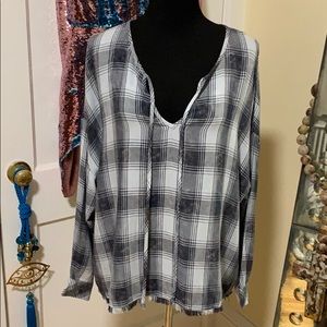 Cloth & Stone Top Medium